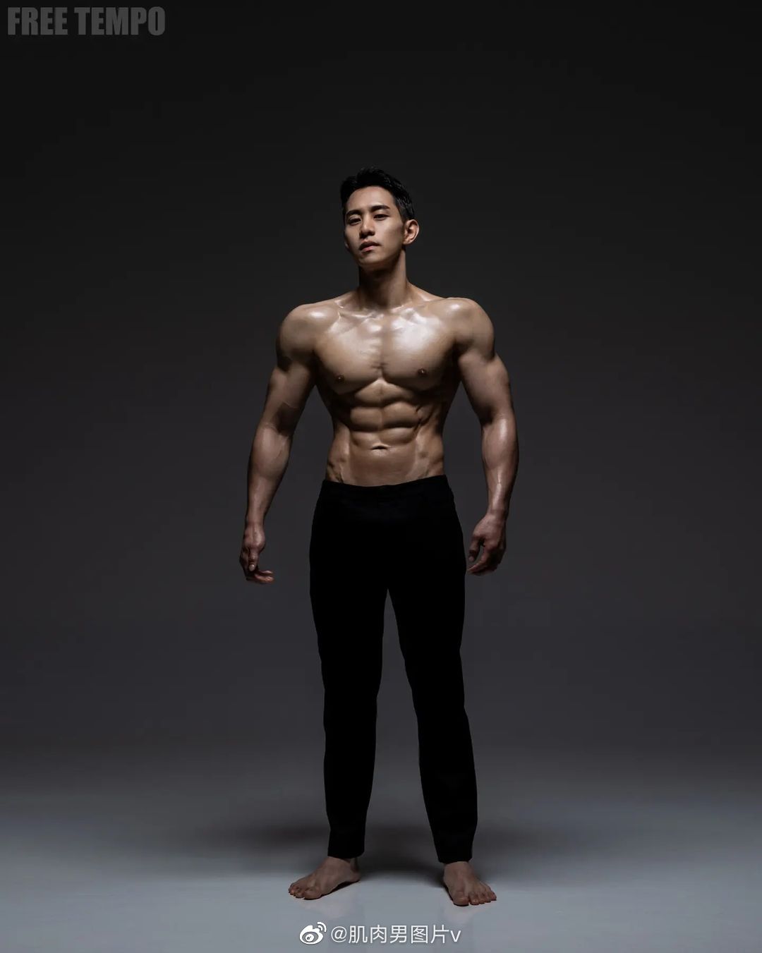 中国肌肉帅哥健身男模伍子豪（Evan） 中国 肌肉宝宝
